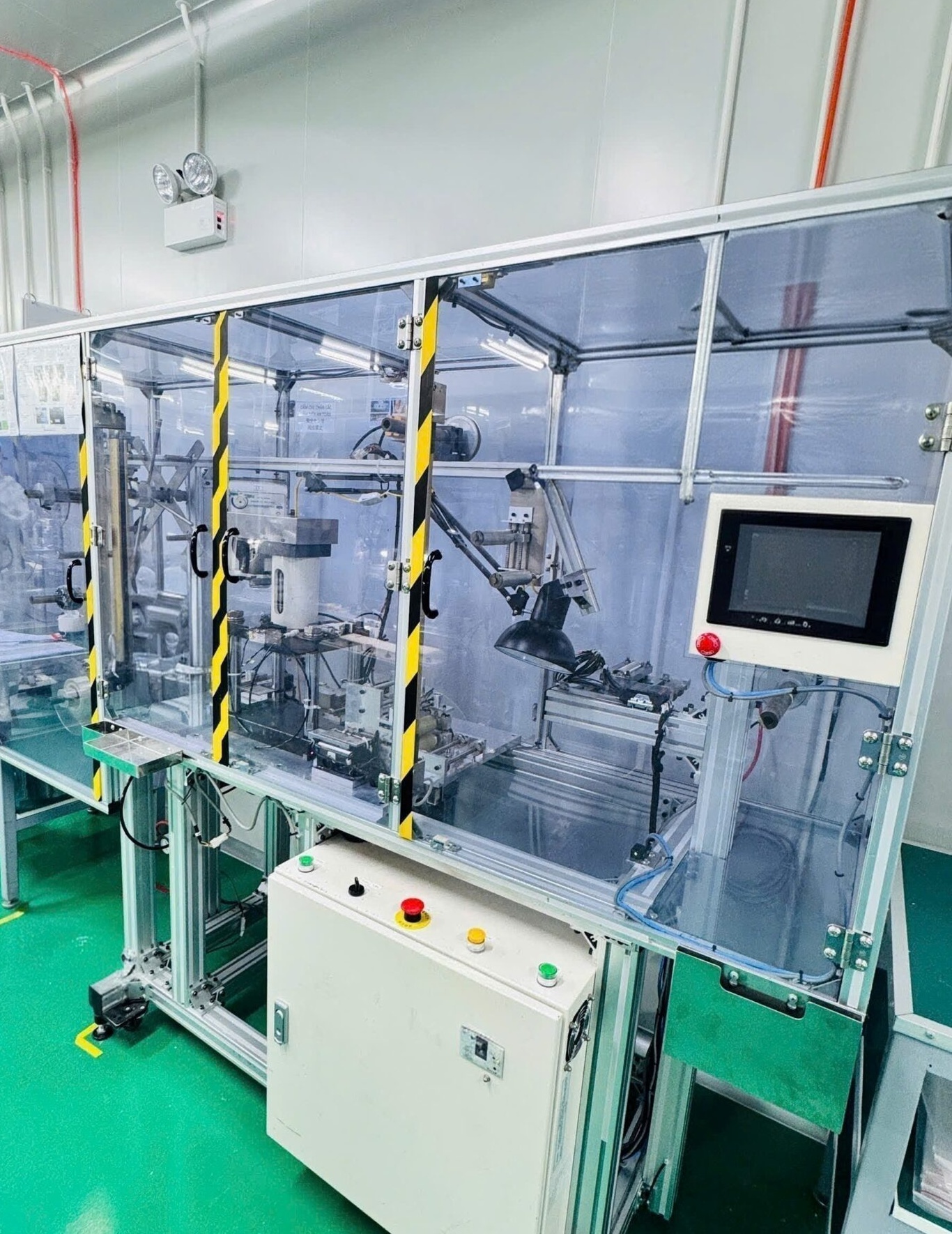 FPC補強板加工機